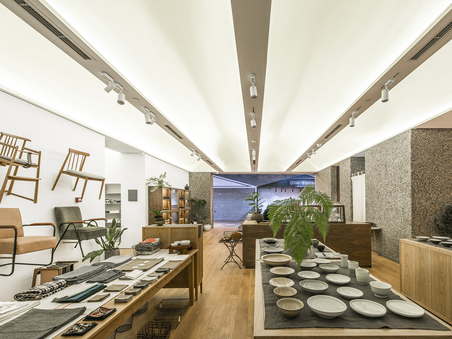 滁州400平方軟裝店面裝修設(shè)計項目(圖2) (8) 副本.jpg